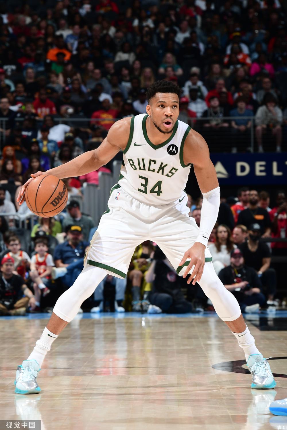 钟便打入两 钟便打入两