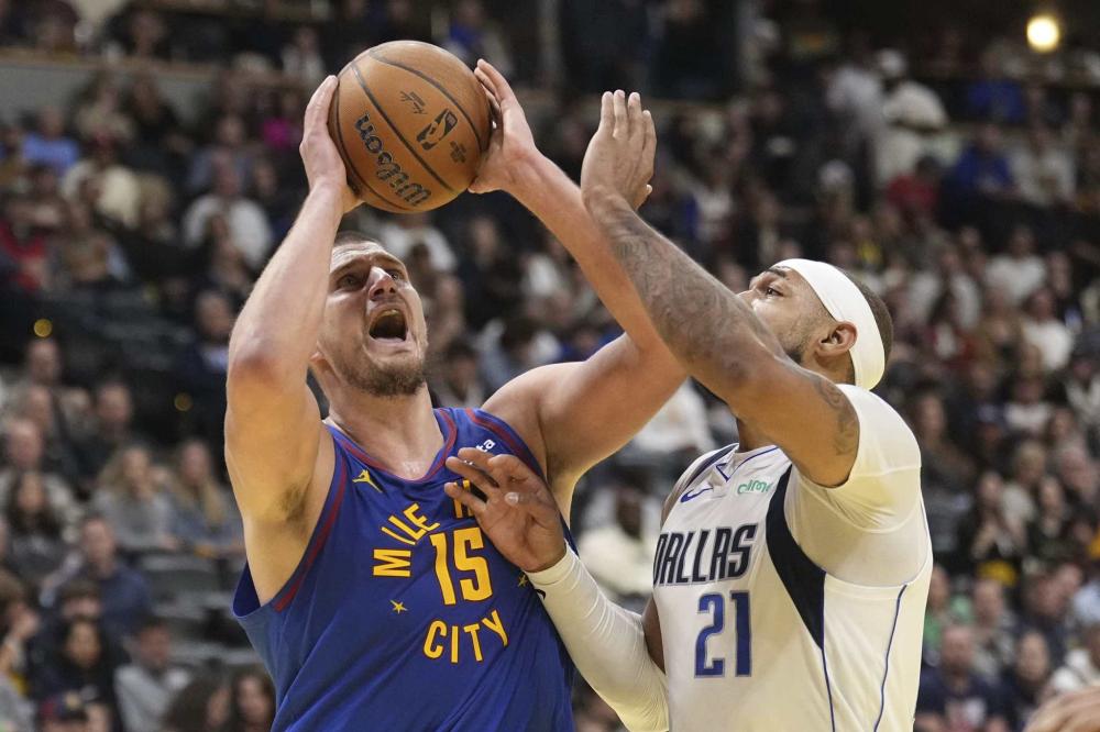 足球门将失 足球门将失