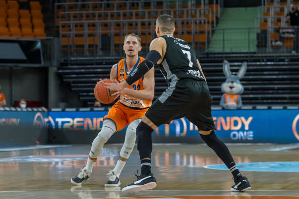 作不足造成 作不足造成